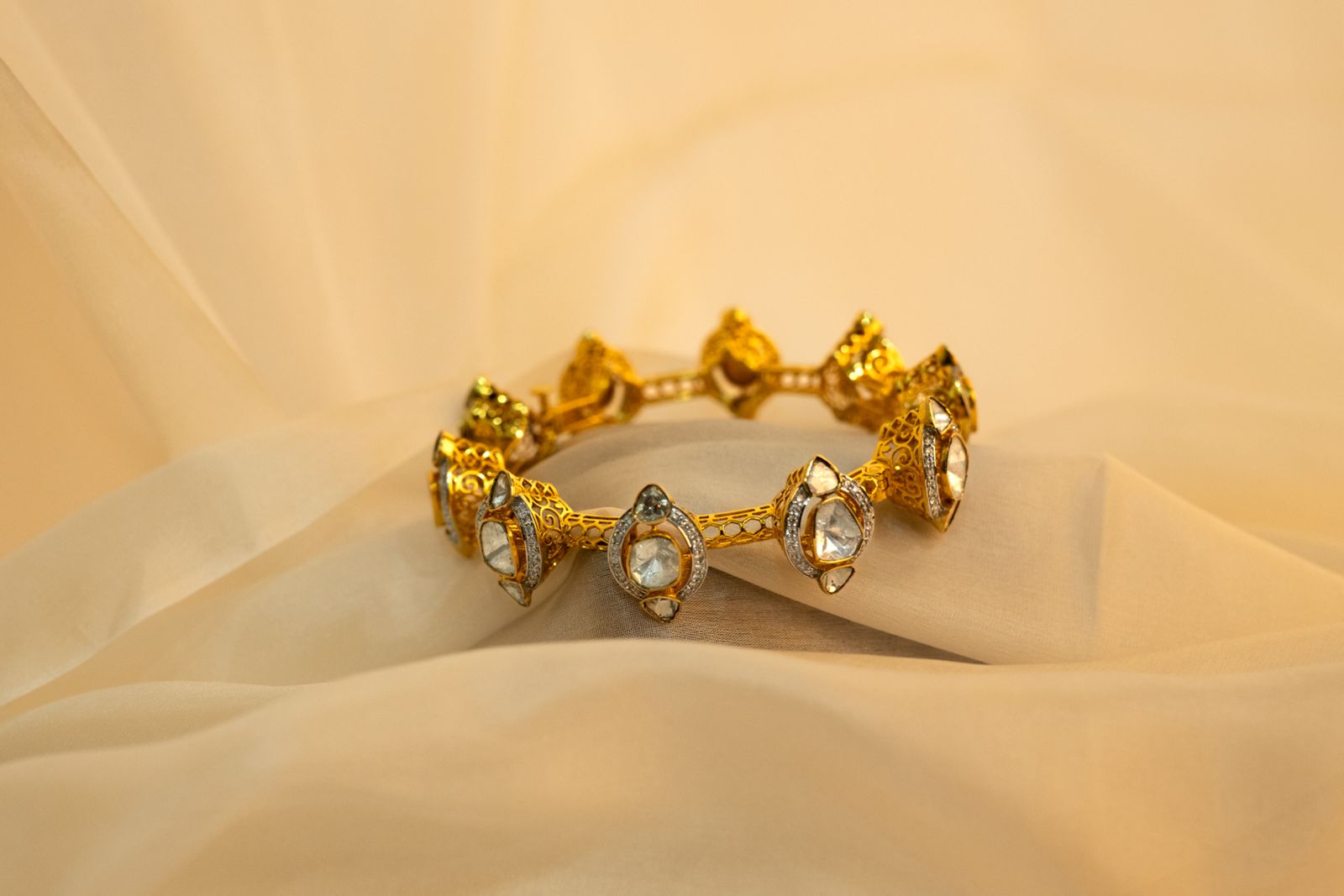 Exquisite Polki Open Setting Bangle